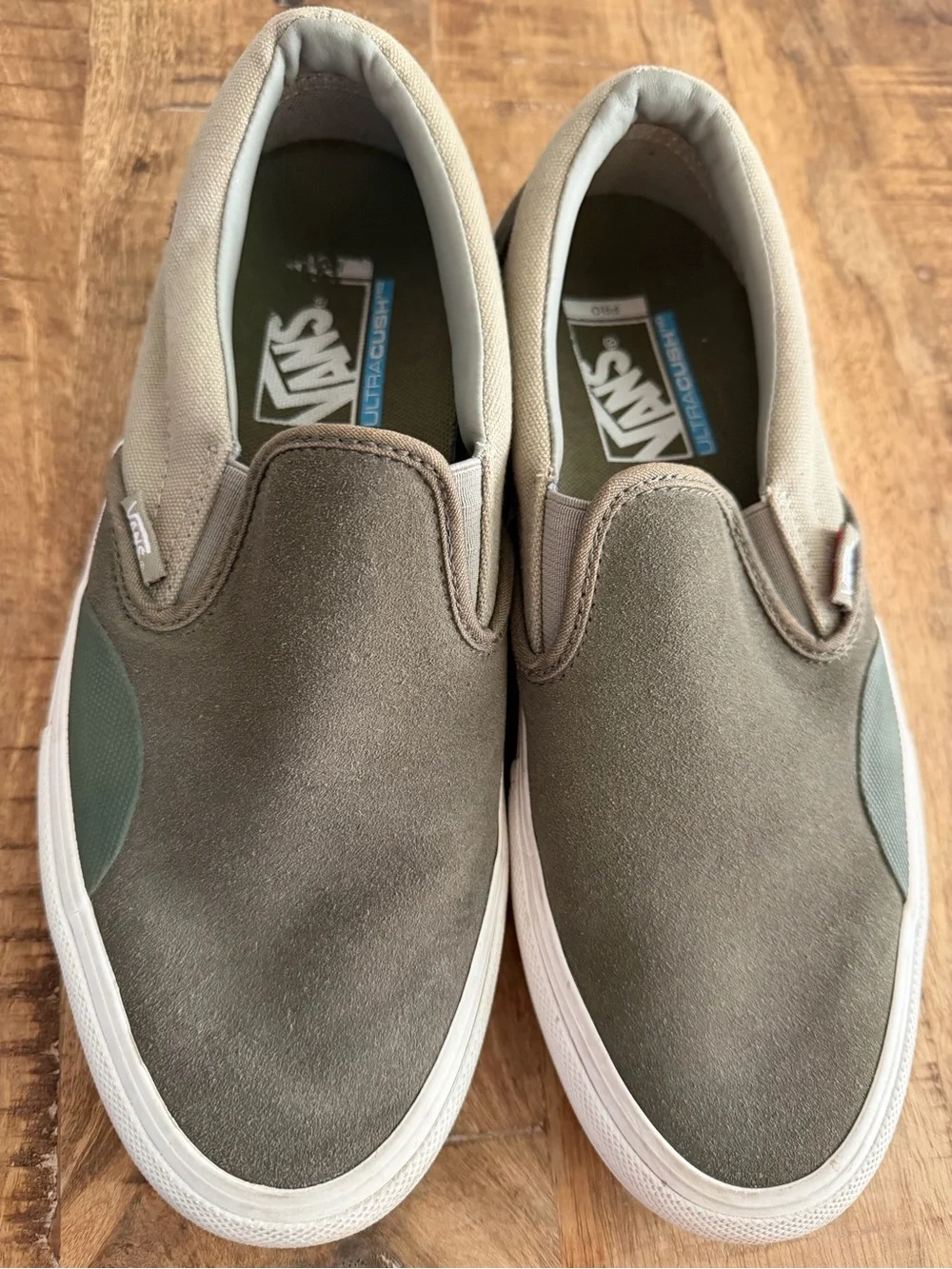 Vans Slip-On UltraCush Olive Green Suede Canvas Sneakers Men’s 8 Women’s 9.5